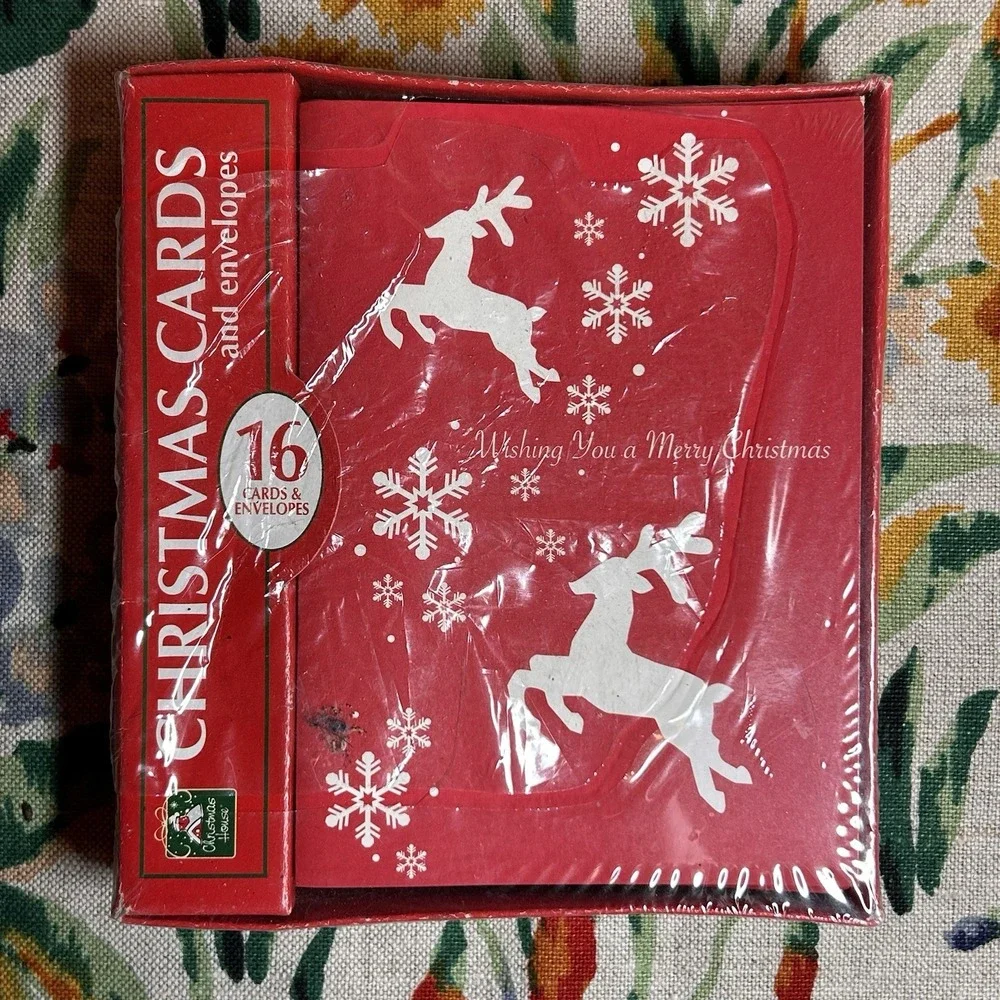 NEW & SEALED Red Reindeer Snowflakes 16 Christmas Cards & Envelopes Xmas Holiday
